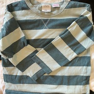 Bundle of 3 long sleeve shirts